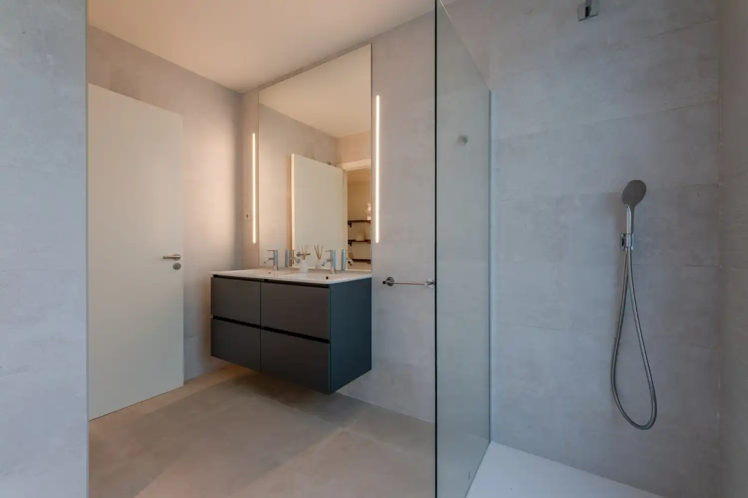 Neubau-Erdgeschosswohnung mit Pool zum Verkauf in Passeig Marítim 100, imagen 21