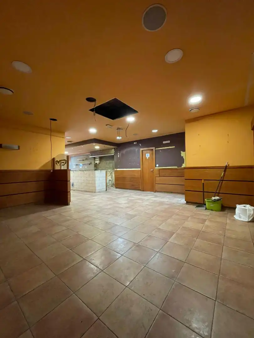 Local comercial en alquiler en Carrer de l'Endavallada 6, imagen 9