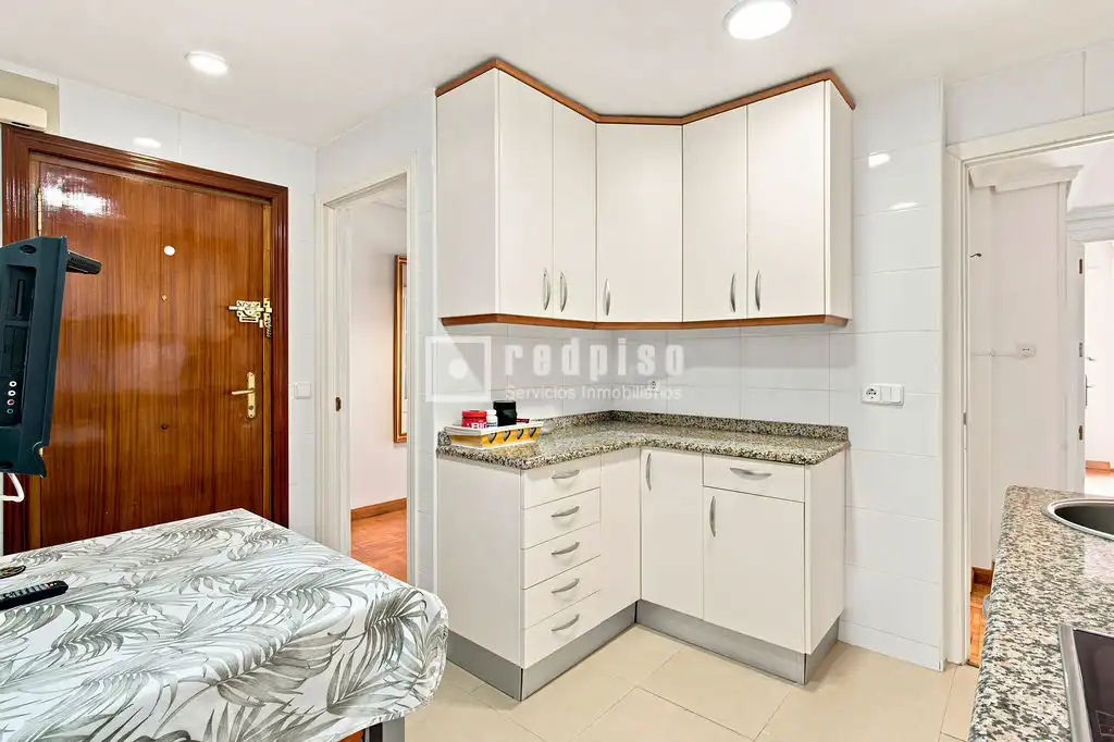 Cocina de Piso en venta en Madrid