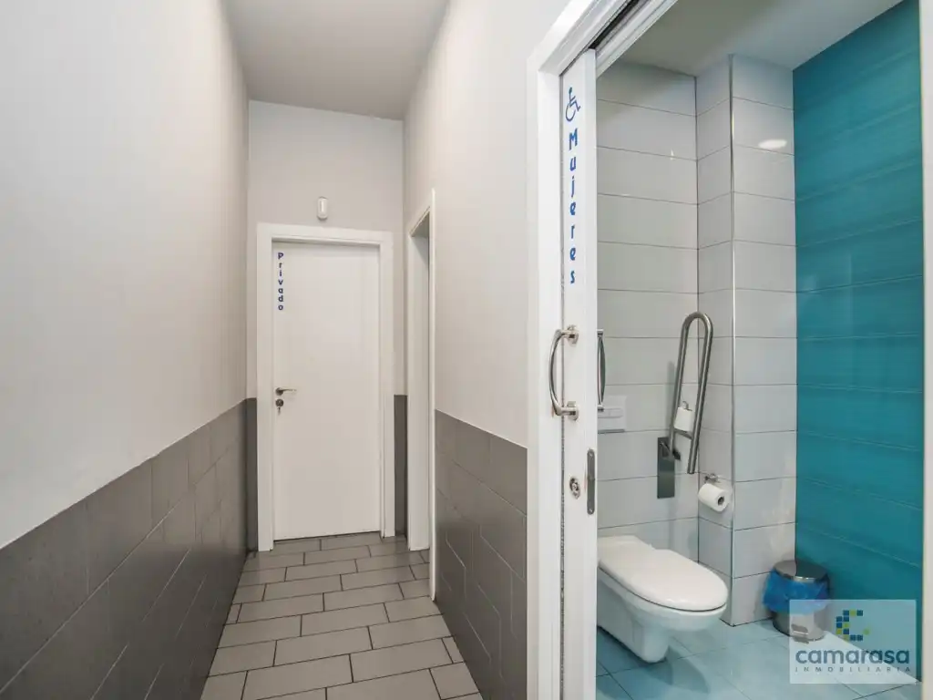 Badezimmer von Geschaftsraum zum Verkauf in Ávila