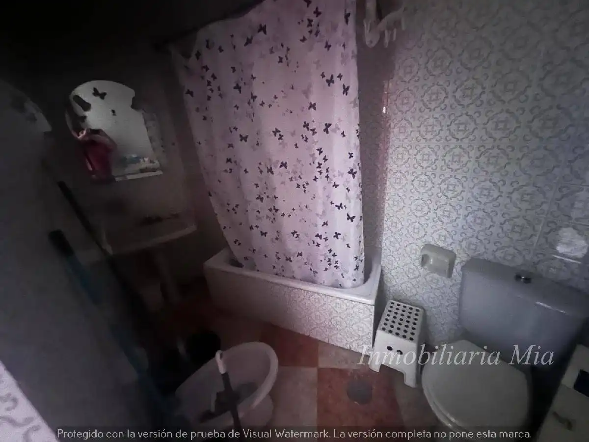 Baño de Estudio en venta en Torremolinos con Aire acondicionado, Calefacción y Piscina
