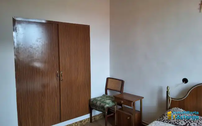 Dormitori de Casa o xalet en venda en Valderrey amb Calefacció i Moblat