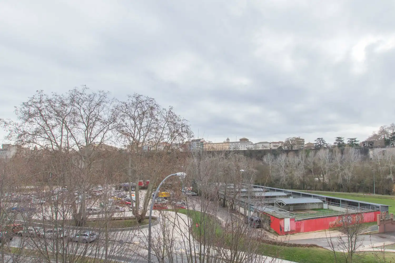 Vista exterior de Piso en venta en  Pamplona / Iruña con Aire acondicionado, Calefacción y Trastero