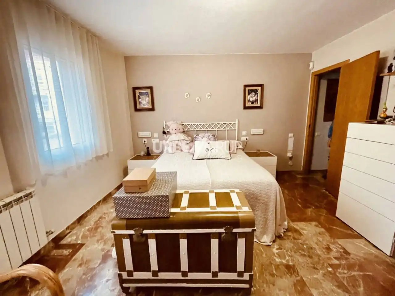 Schlafzimmer von Wohnung zum Verkauf in Terrassa mit Klimaanlage, Heizung und Privatgarten