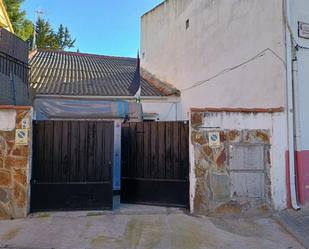 Exterior view of Single-family semi-detached for sale in Alcalá de Henares  with Heating and Terrace