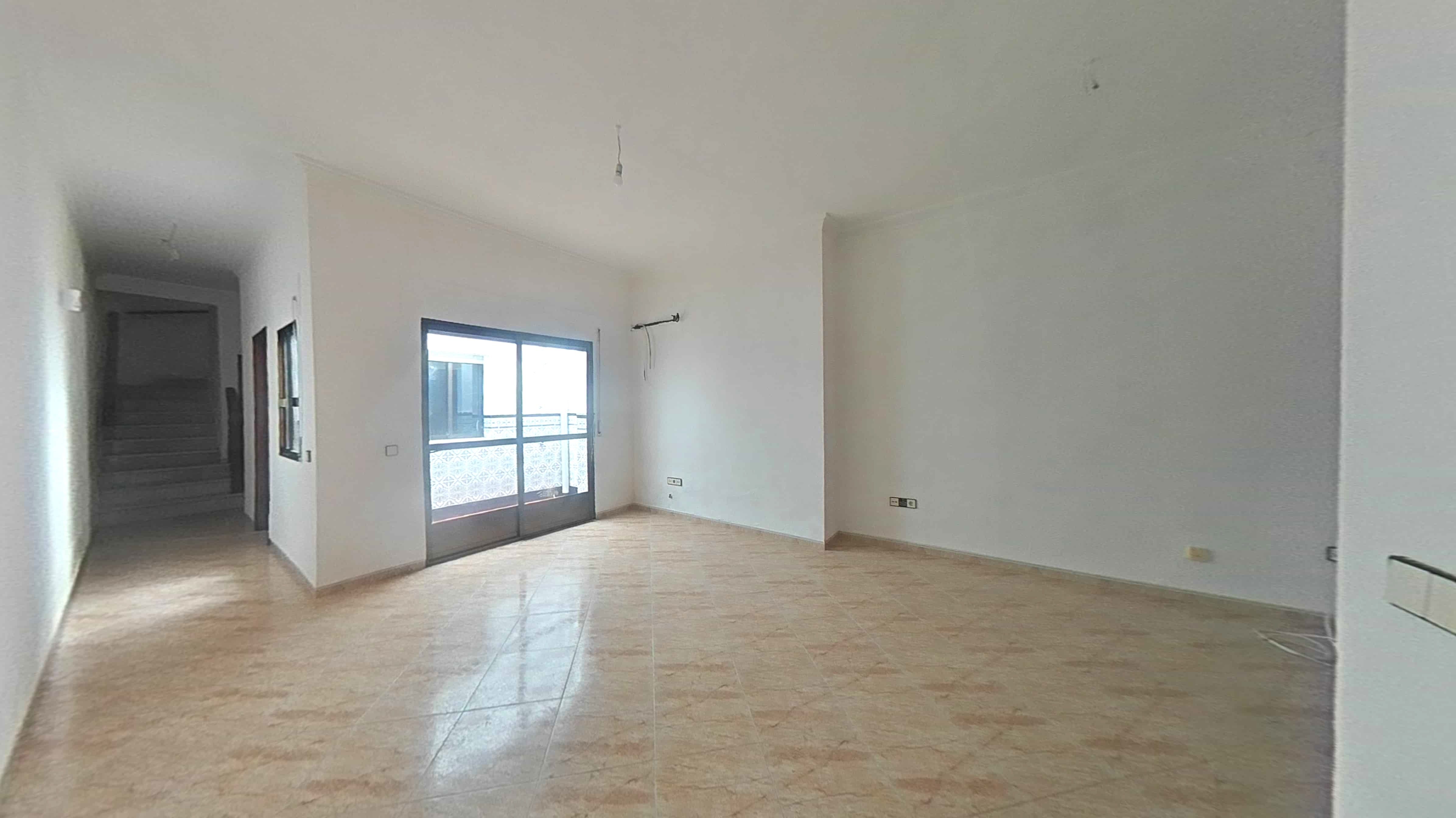 Single-family semi-detached for sale in Nueva, La Carlota