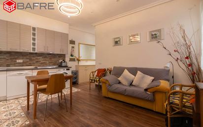 Living room of Flat for sale in  Madrid Capital  with Air Conditioner