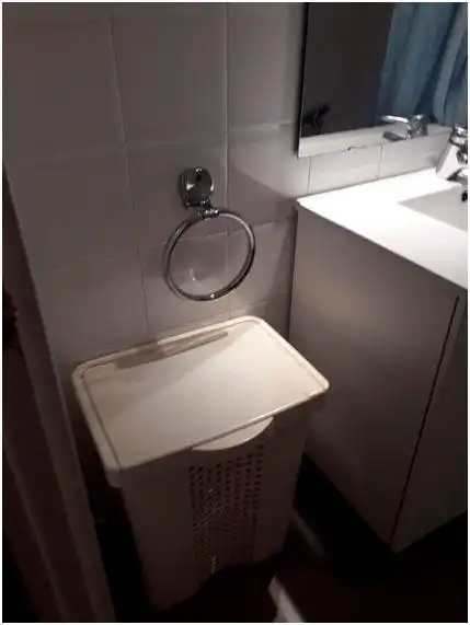 Bathroom of Flat for rent in Tomares  with Air Conditioner, Heating and Private garden