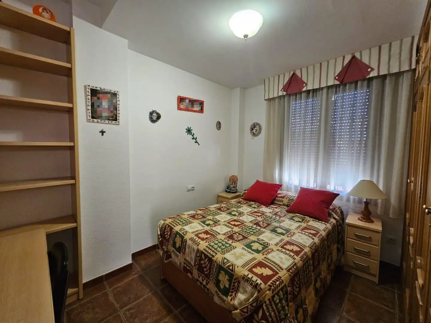Dormitori de Casa o xalet en venda en Córdoba amb Aire condicionat, Calefacció i Jardí privat