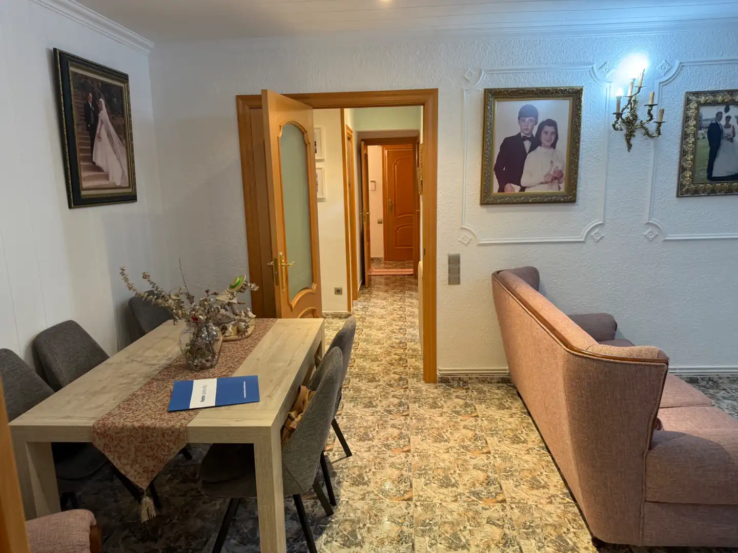 Appartamento con terrazza in vendita a Carrer de Constantí, imagen 3