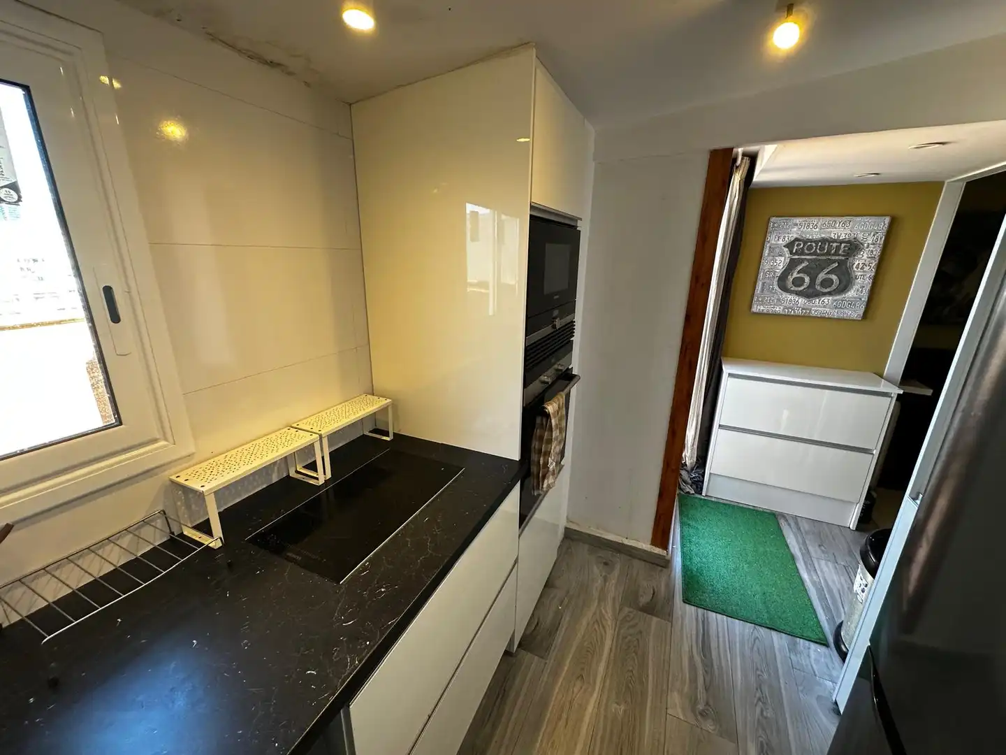 Cocina de Piso en venta en Barcelona con Terraza y Horno