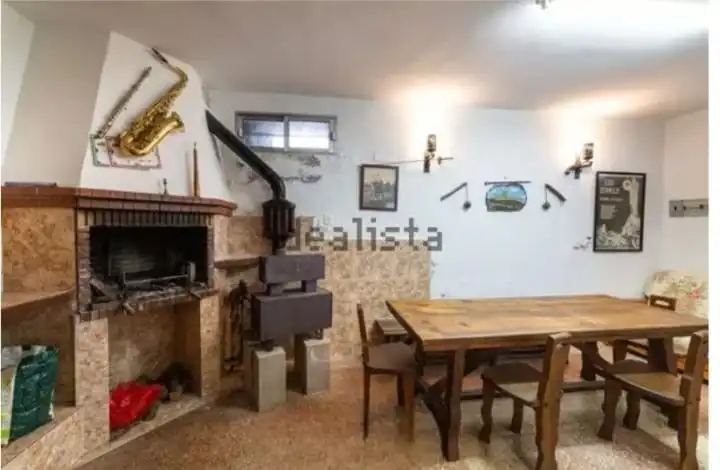 Casa o xalet en venda en Cistérniga amb Aire condicionat, Calefacció i Jardí privat