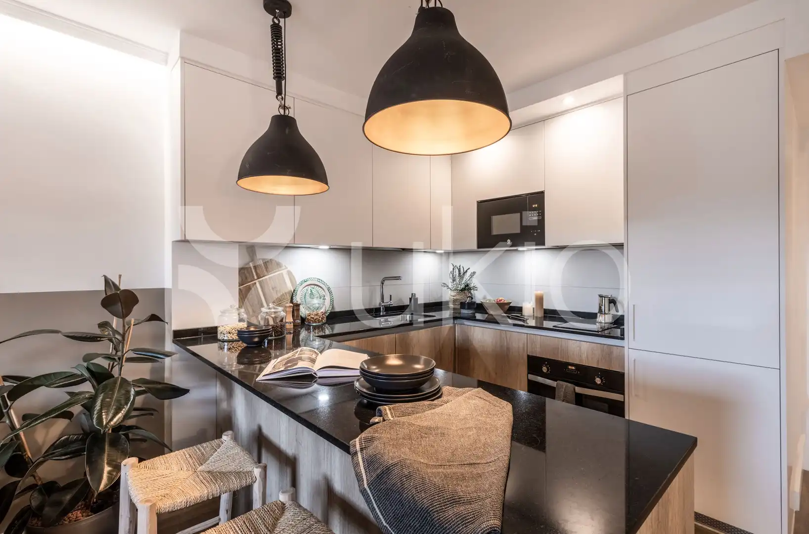 Kitchen of Apartments for rent in Madrid  with Air Conditioner, Furnished and Washing machine