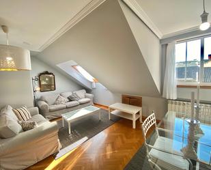 Living room of Flat to rent in Arteixo  with Heating, Parquet flooring and Storage room