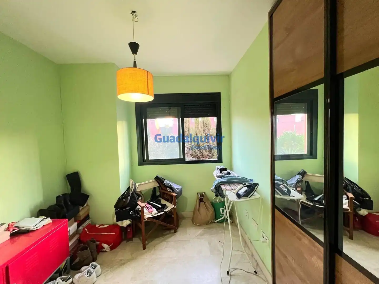 Dormitori de Casa adosada en venda en Alcalá de Guadaira amb Jardí privat, Terrassa i Traster