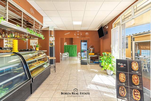 Local comercial en Alquiler en Calle Calle benito perez armas en Guargacho