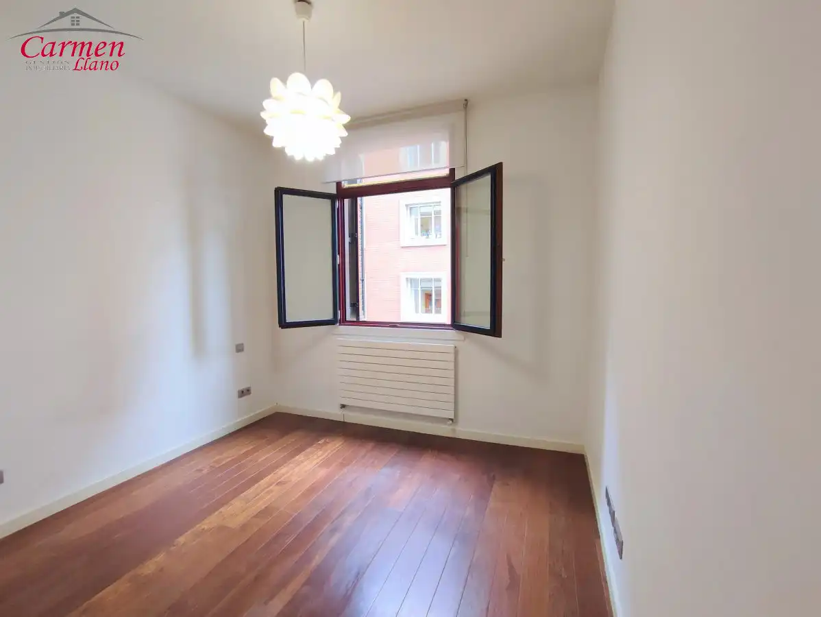Flat with lift for sale in Ibáñez de Bilbao Kalea, imagen 3