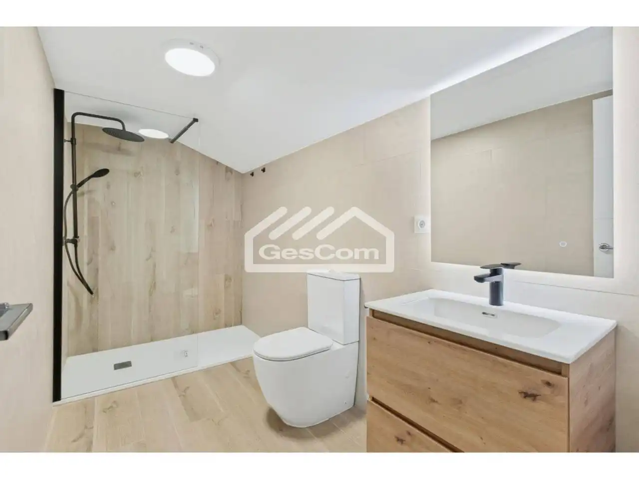 Badezimmer von Wohnungen zum Verkauf in Encamp mit Klimaanlage