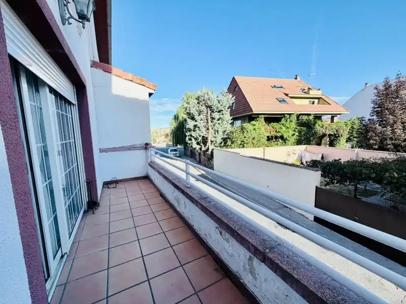 Villa avec jardin à vendre à El Espinar pueblo, imagen 5