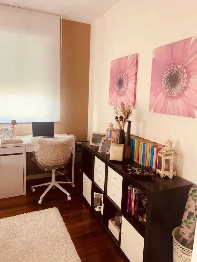 Habitación de Casa o chalet en venta en Vigo  con Calefacción, Jardín privado y Terraza
