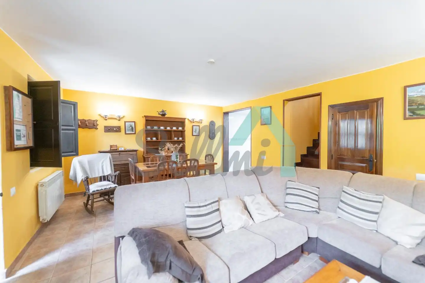 Sala de estar de Casa o chalet en venta en Quirós con Calefacción, Jardín privado y Terraza