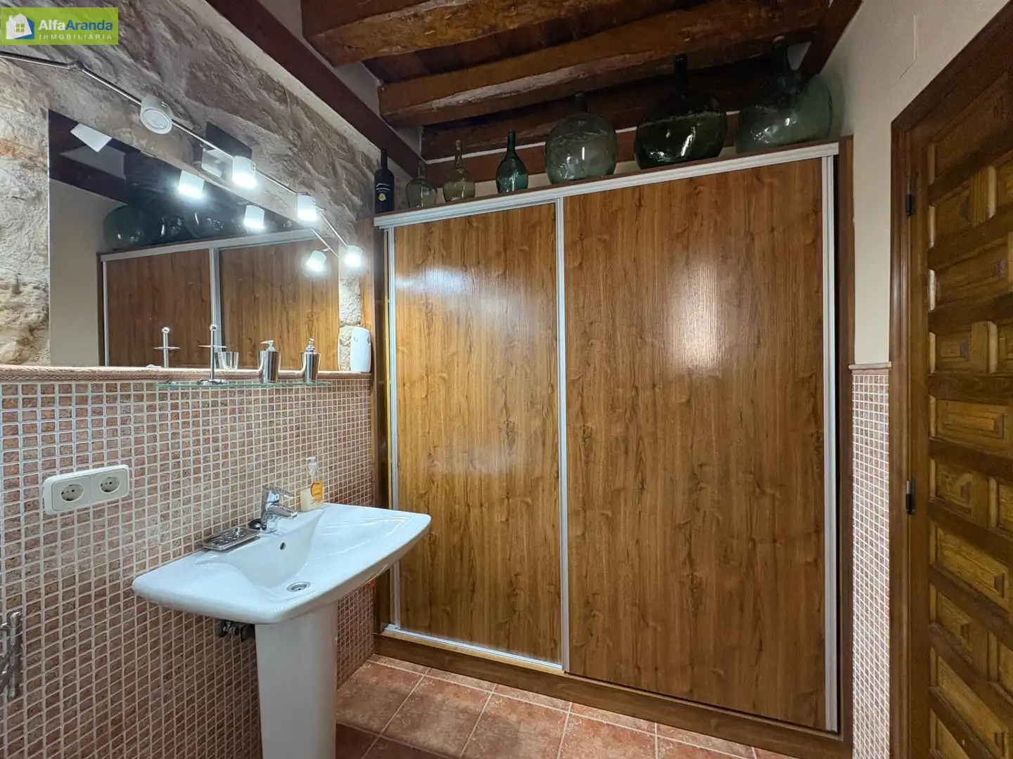 Baño de Finca rústica en venta en Peñaranda de Duero con Calefacción, Trastero y Amueblado