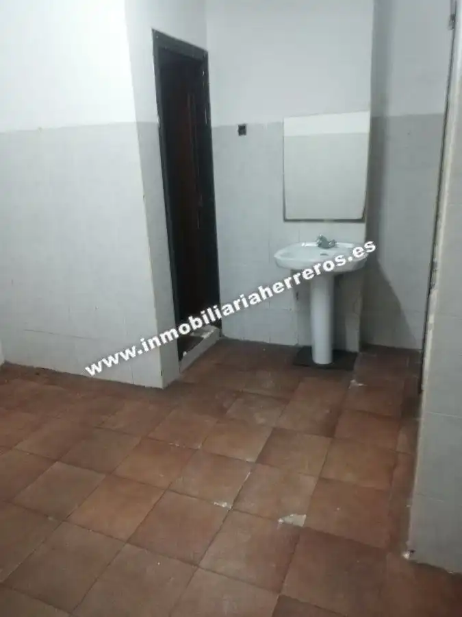 Business premises for sale in SANTA ISABEL, imagen 3