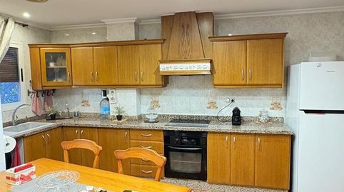 Foto 2 de Casa adosada en venta en Almoradí, Alicante