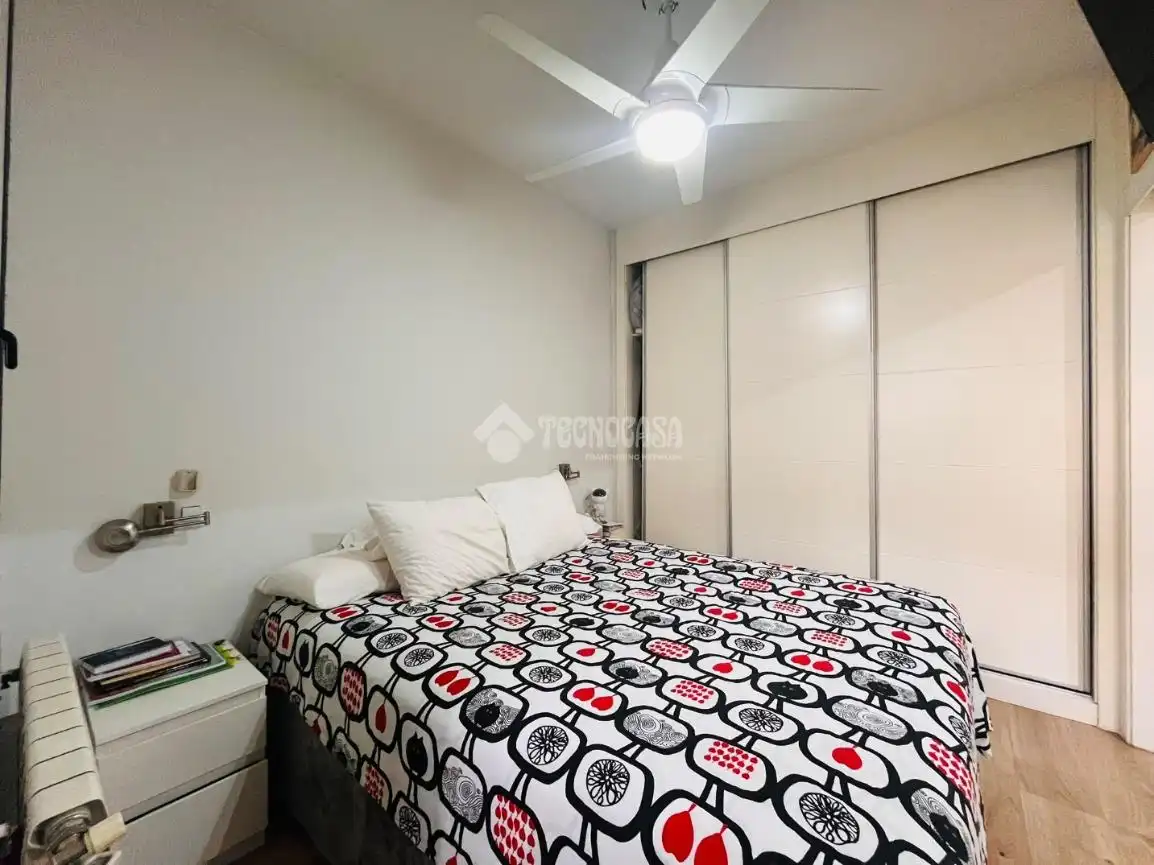 Schlafzimmer von Wohnung zum Verkauf in Madrid