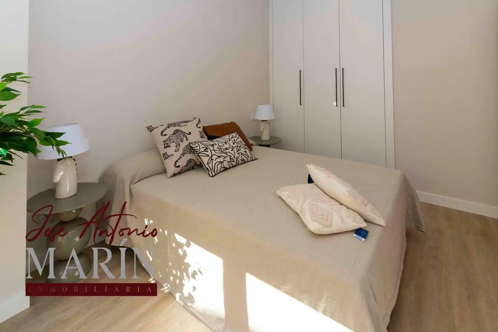 Dormitori de Apartament en venda en Badajoz amb Aire condicionat