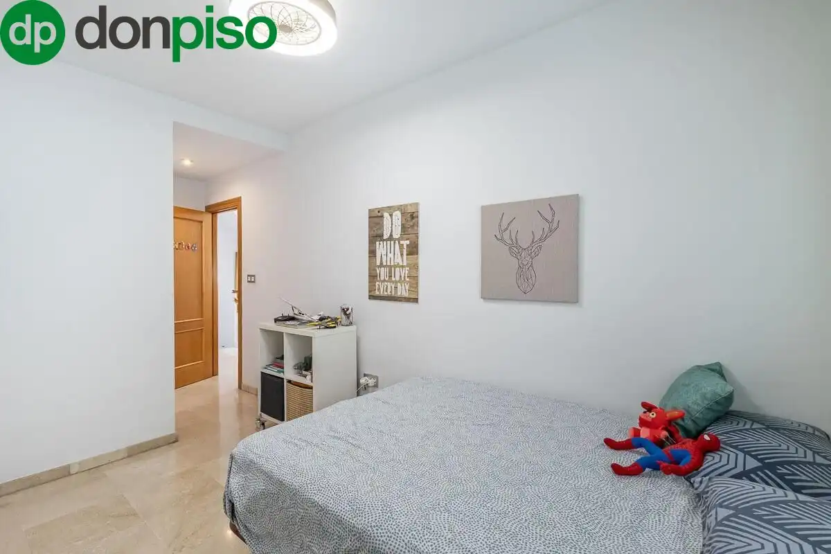 Houses for sale in Calle BADEN POWELL, 13, Barrio de Zaidín