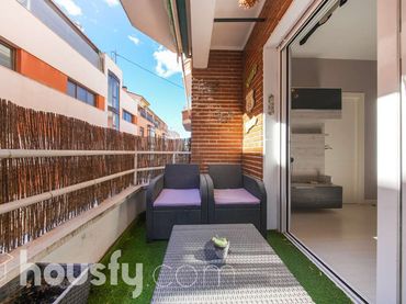 Piso con balcón en venta en Calle Dolores .