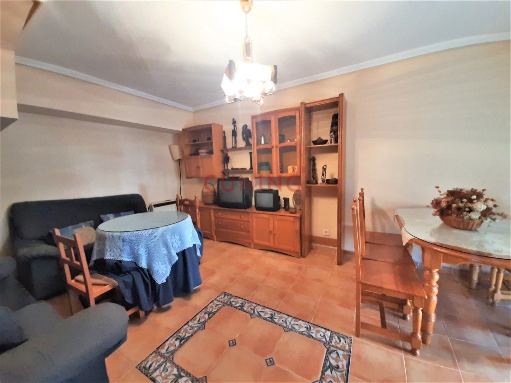 Sala d'estar de Casa o xalet en venda en Cáceres Capital amb Balcó