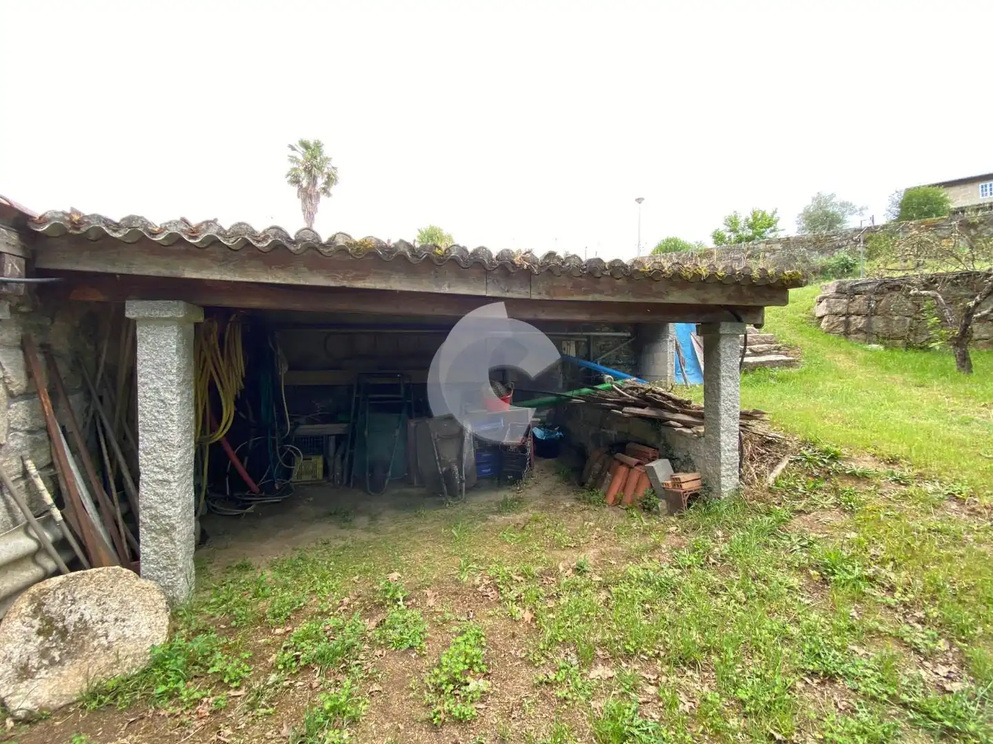Casa o xalet en venda en San Cibrao das Viñas amb Calefacció, Jardí privat i Parquet