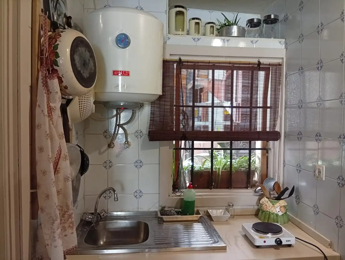 Study for rent in Granada, Granada