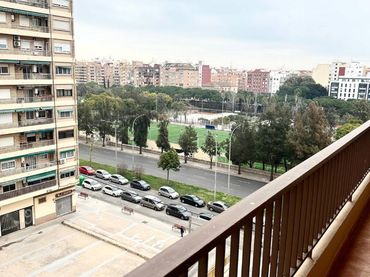 Appartement avec balcon à vendre à Plaça Grup Parpalló
