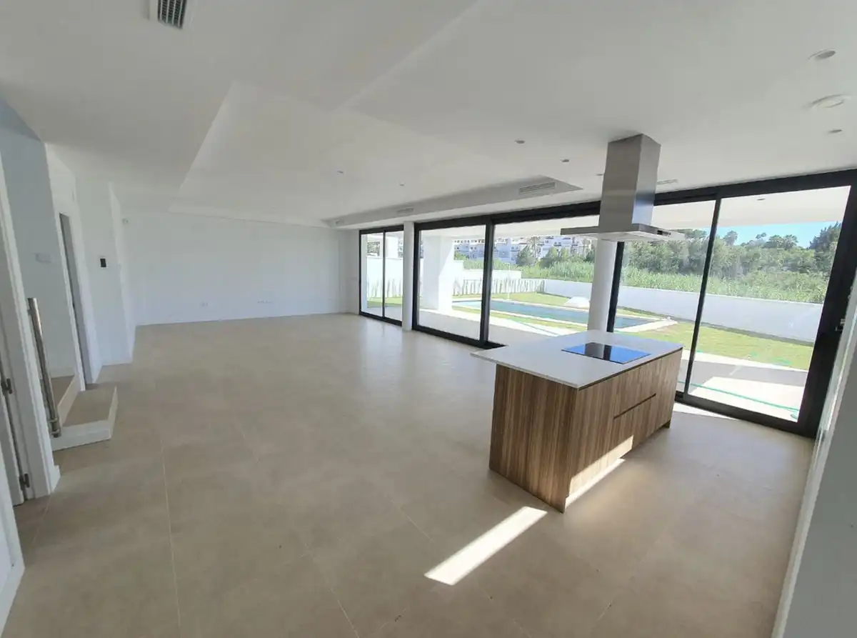 Living room of Houses for sale in Manilva  with Air Conditioner, Private garden and Terrace