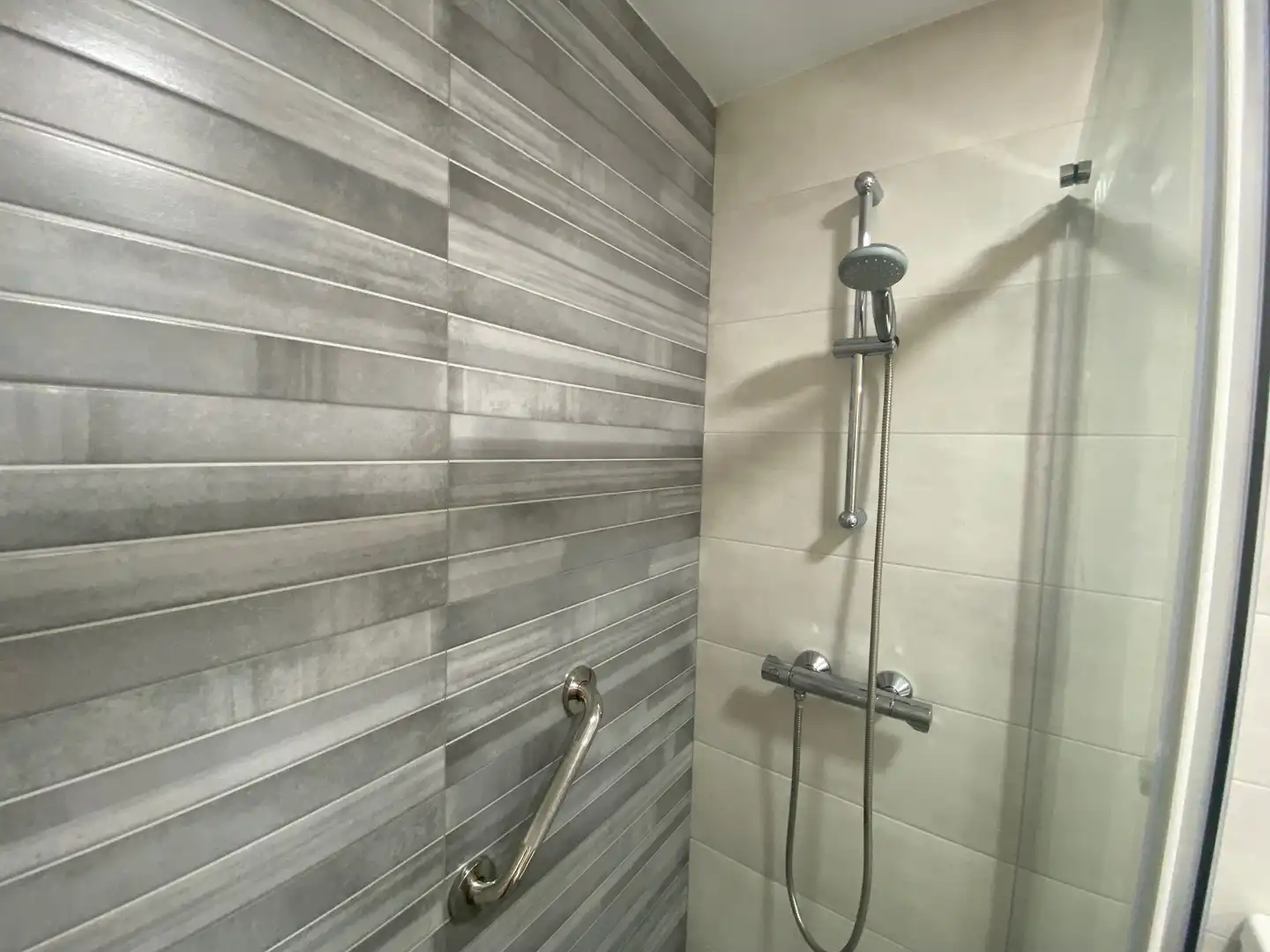 Badezimmer von Wohnung zur Miete in Manresa mit Heizung und Privatgarten