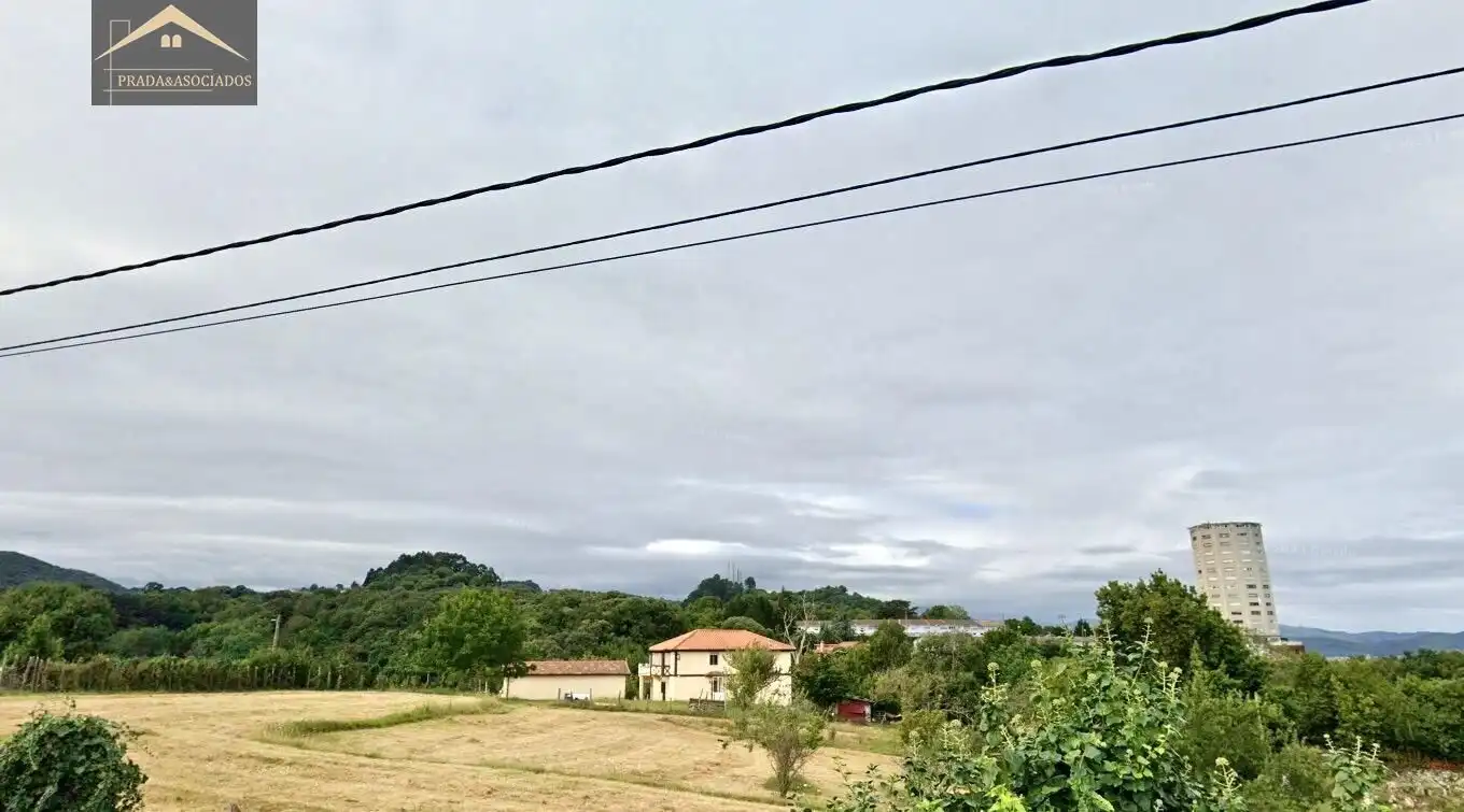 Casa o xalet en venda en Laredo amb Calefacció, Jardí privat i Terrassa