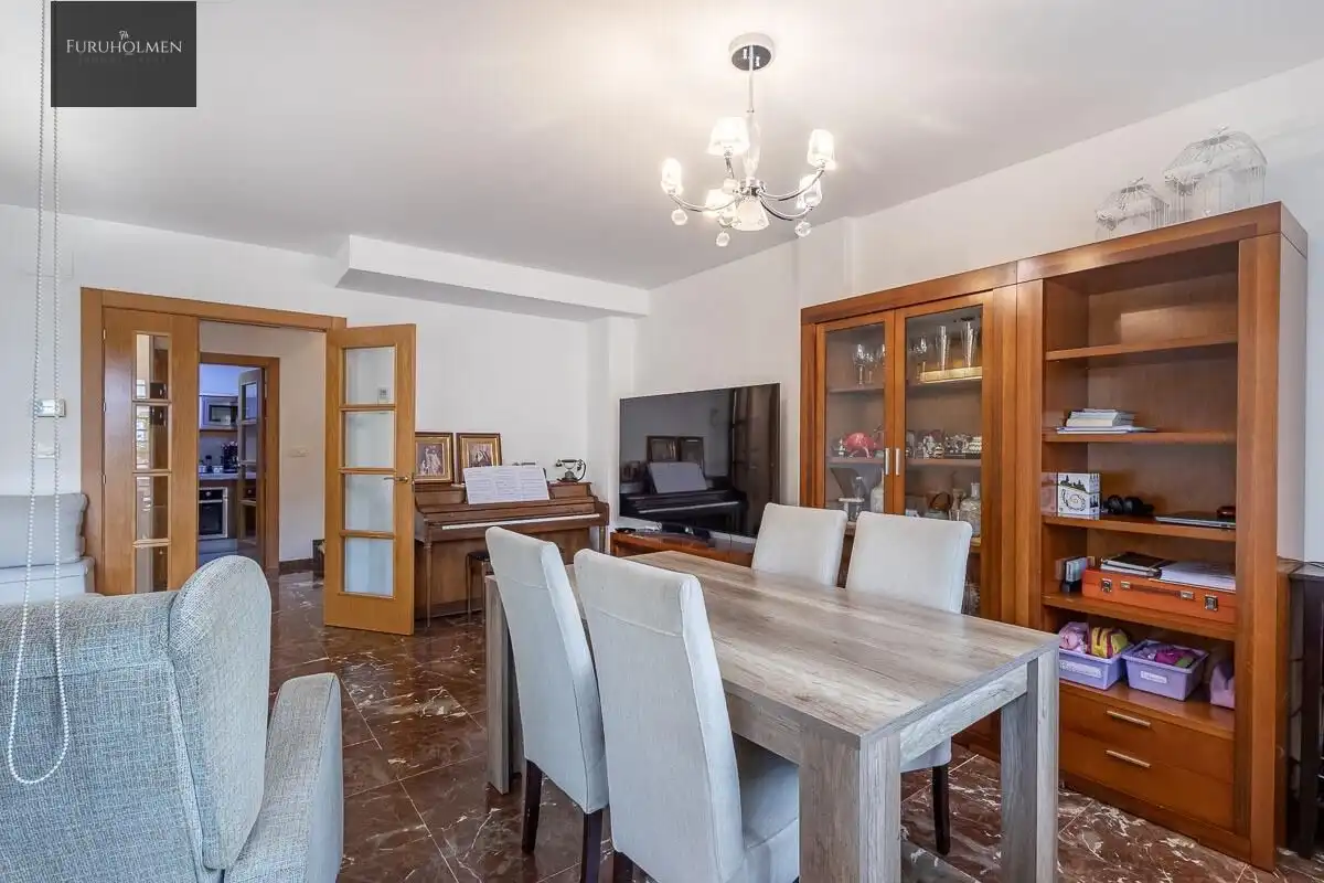 Casa pareada en venta en Calle Margarita, imagen 7