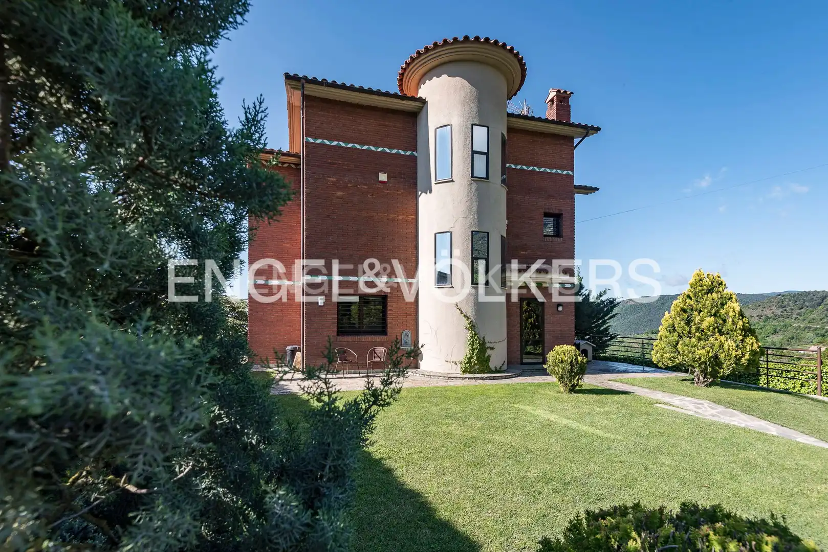 Vista exterior de Casa o chalet en venta en Berga con Calefacción, Jardín privado y Terraza