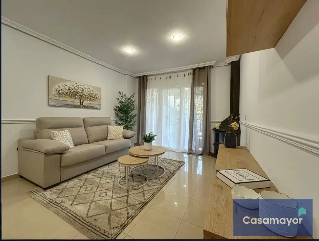 Flat with pool for sale in Avenida Pintor Fernando Soria, imagen 2