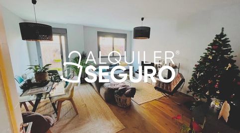 Foto 4 de Piso de alquiler en De las Islas Cabo Verde, Peñagrande, Madrid Capital