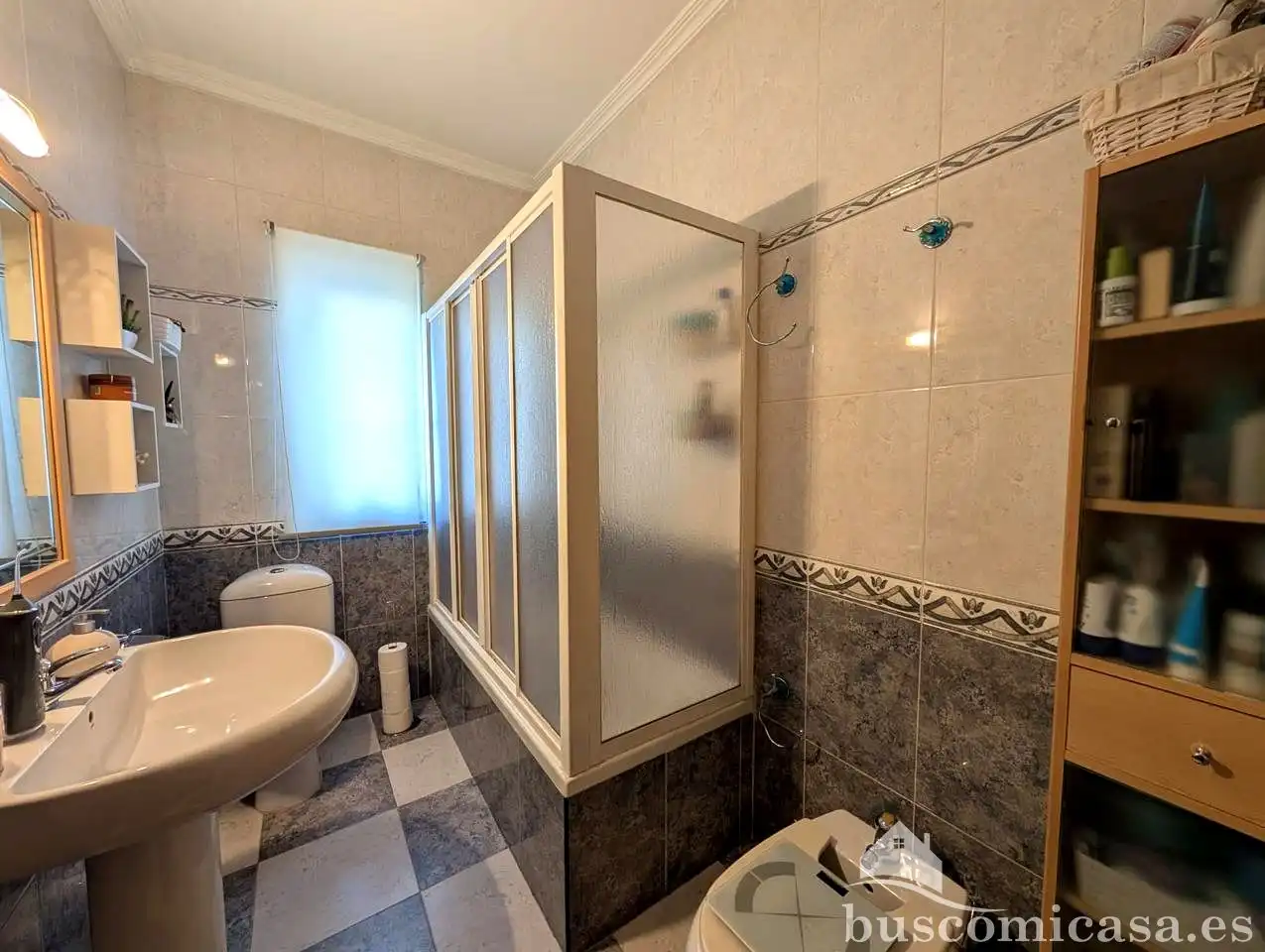 Baño de Piso en venta en Linares con Aire acondicionado y Balcón