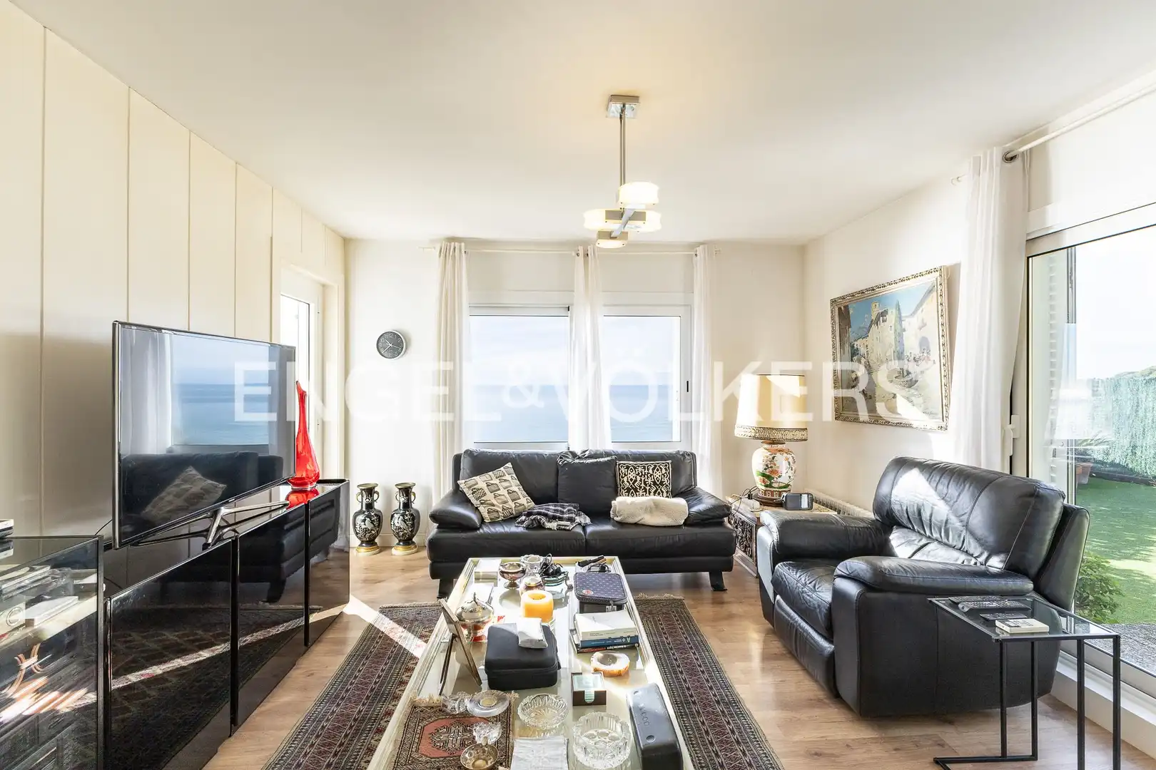 Sala de estar de Casa o chalet en venta en Arenys de Mar con Aire acondicionado, Calefacción y Jardín privado