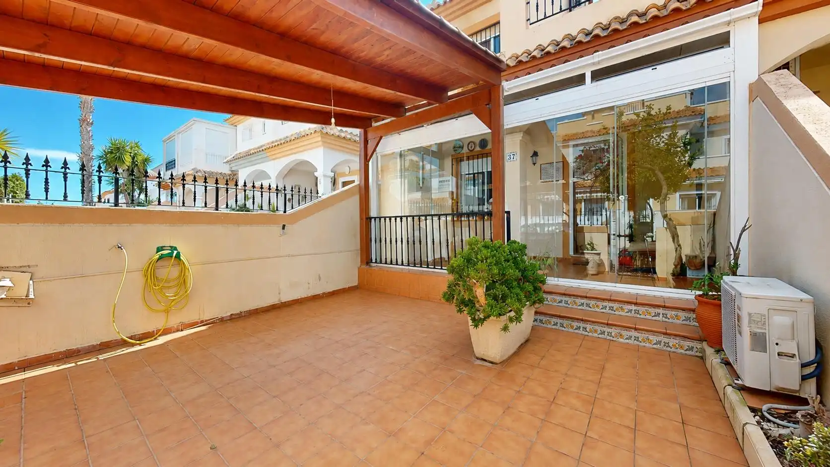 Terraza de Casa adosada en venta en Pilar de la Horadada con Terraza y Balcón