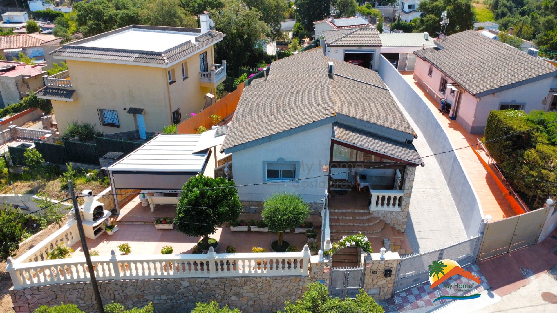 Exterior view of House or chalet for sale in Lloret de Mar  with Air Conditioner, Heating and Private garden
