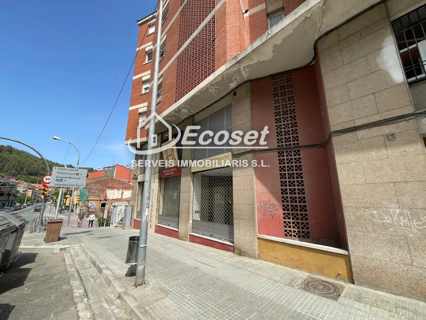 Local comercial en alquiler en Carrer Joaquim Mensa 45