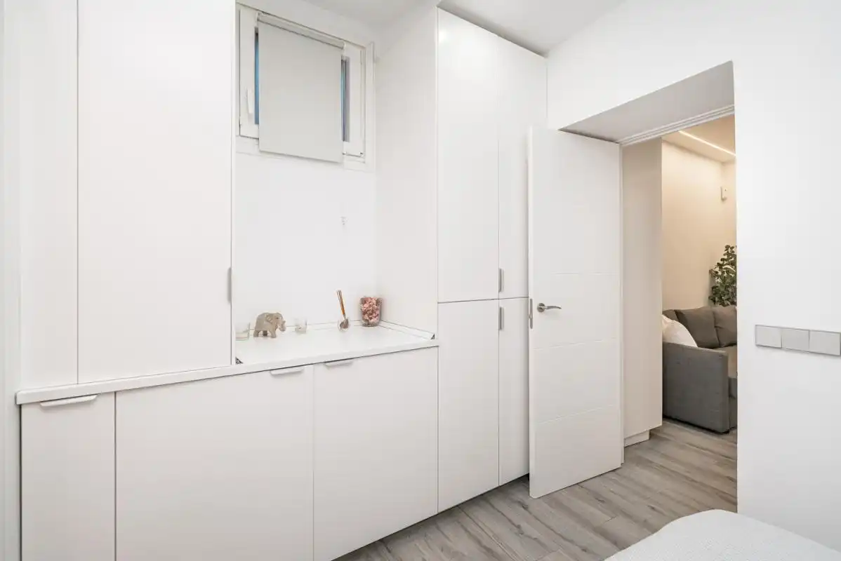 Dormitori de Planta baixa en venda en Madrid amb Aire condicionat, Calefacció i Moblat