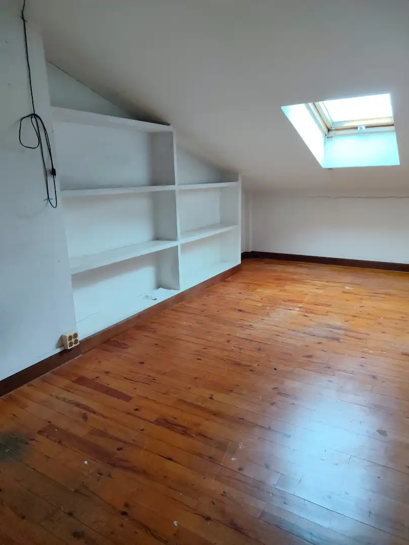 Piso en venta en Irun  con Calefacción, Parquet y Trastero